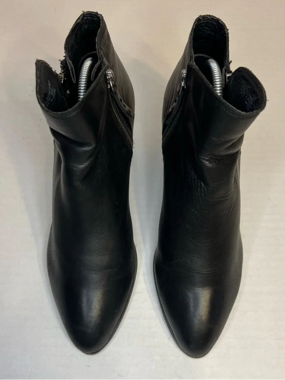Frye Judith Zip‎ Booties Black Size 7